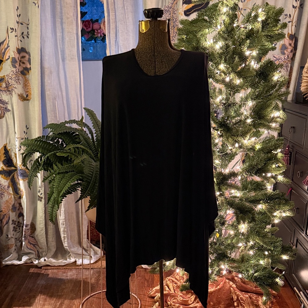 Chic Black Women's Tunic Top